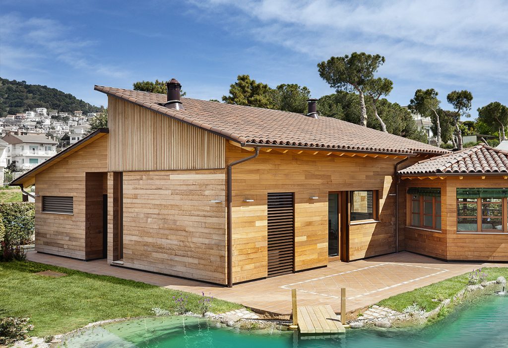 Casas ecológicas fabricadas con madera sostenible